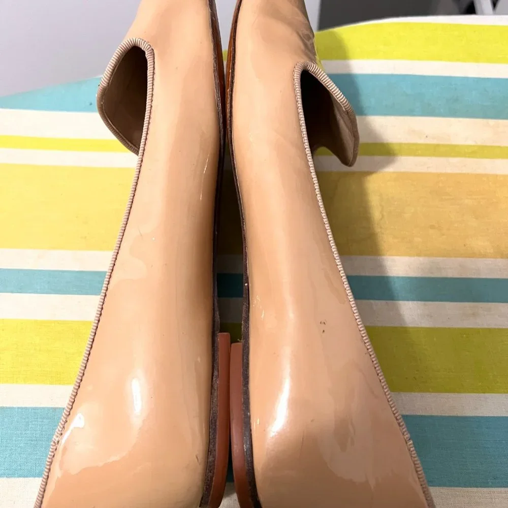 Tory Burch size 8.5 Samantha smoking patent leather tan loafer